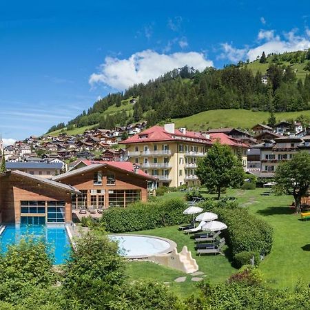 Family Hotel Posta Santa Cristina Val Gardena Bagian luar foto